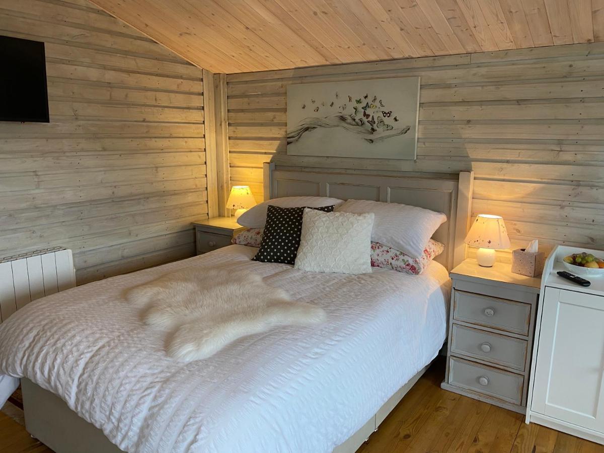 Adorable Cabin In The Countryside 波特劳伊斯 外观 照片